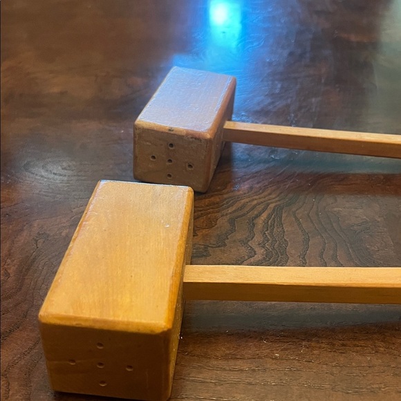 Vintage Wooden Salt 🧂 and Pepper 🌶️ Mallets - Picture 2 of 8